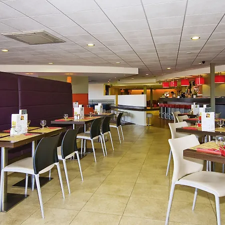 Ibis Hotel 3*